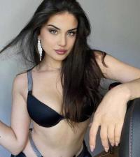 Bakırköy Escort Bayan Ezgiyle Bulutların Üzerinde Bir Deneyim